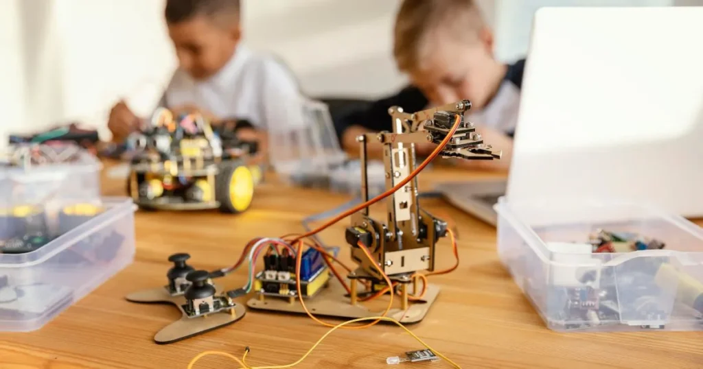 Recycled Crafts Robot
